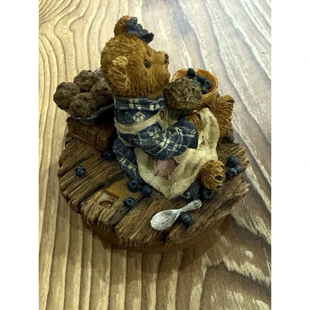 Boyds Bears-The Boydsenbeary Patch Candle jar topper 